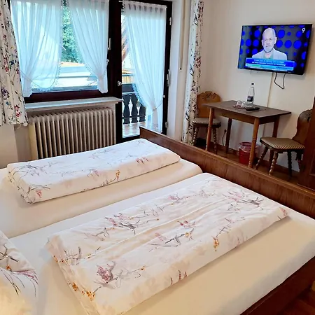 Schlossbergblick Gasthof 3*